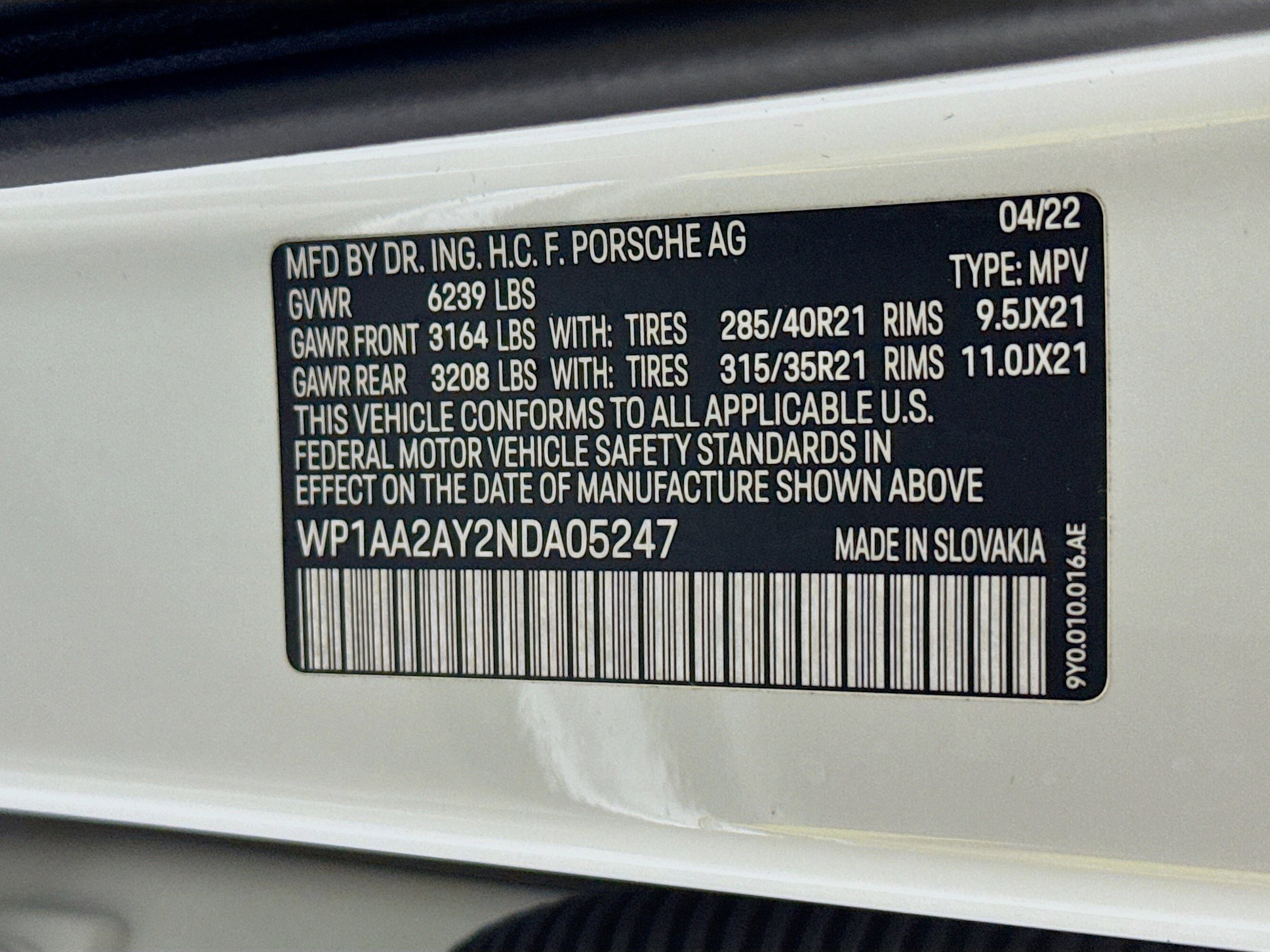 Used 2022 Porsche Cayenne image 38