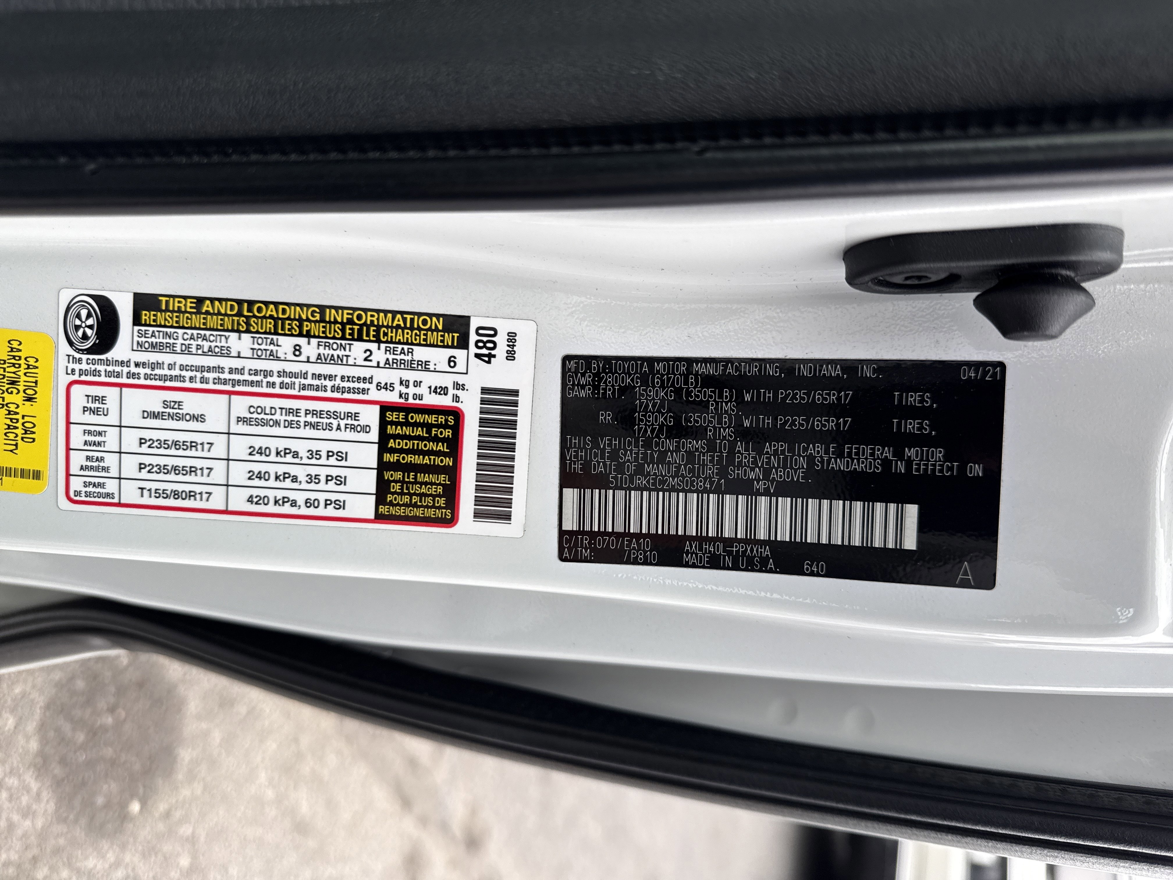 Used 2021 Toyota Sienna XLE w/ XLE Plus Package image 25