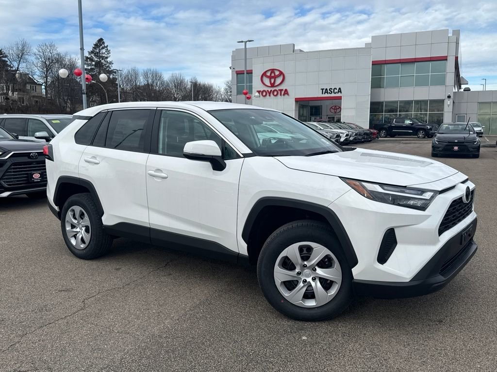 New 2025 Toyota RAV4 LE