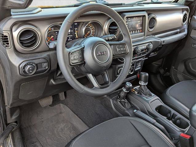 Used 2023 Jeep Gladiator Sport image 8