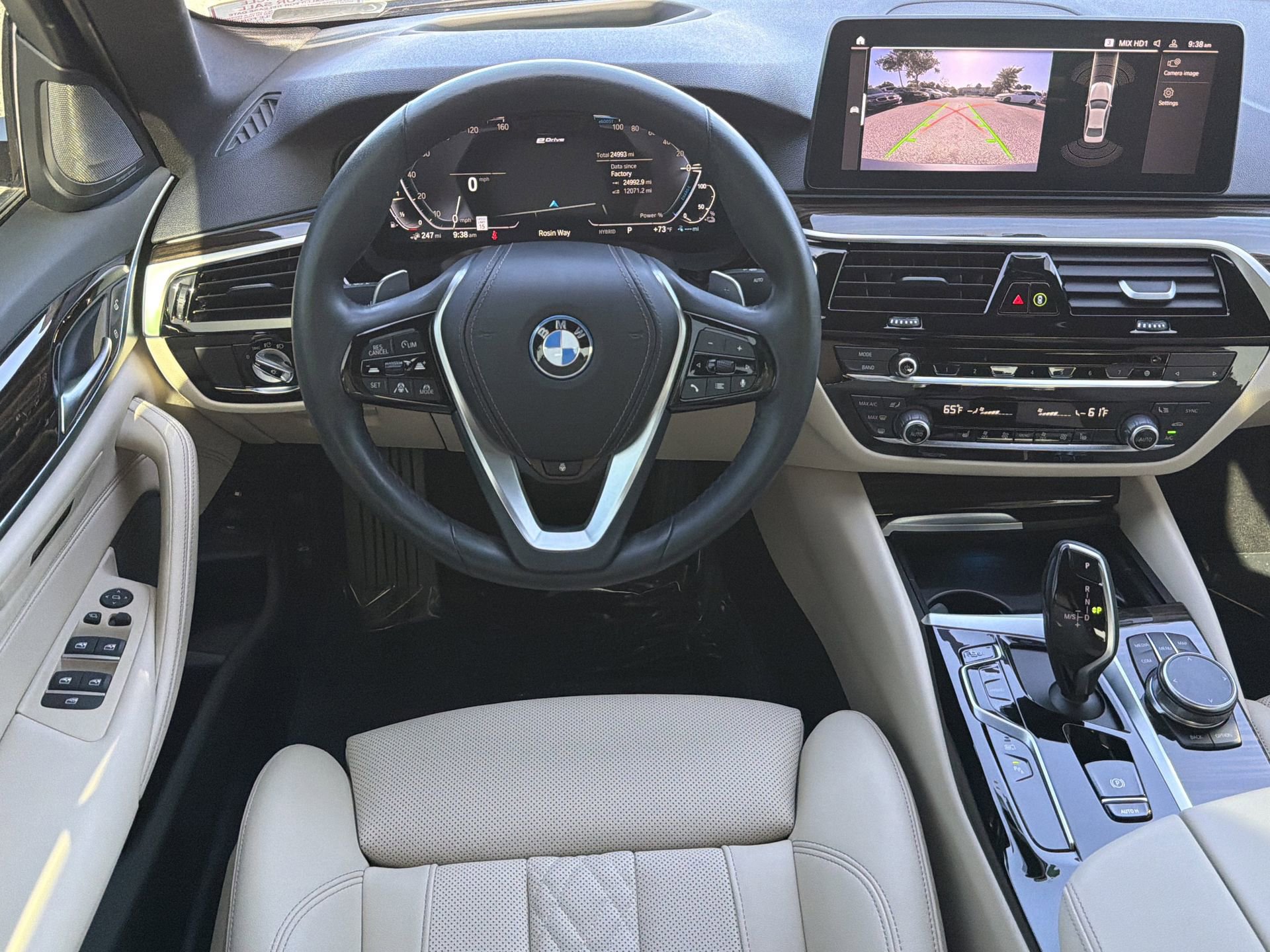 Certified 2023 BMW 530e xDrive w/ Premium Package image 11