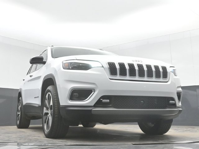Used 2022 Jeep Cherokee Limited w/ Elite Package AWD/4WD image 45