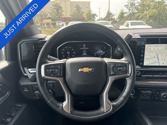 Used 2025 Chevrolet Silverado 2500 LT w/ Convenience Package AWD/4WD image 14