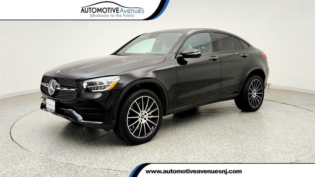 Used 2023 Mercedes-Benz GLC 300 4MATIC Coupe image 1