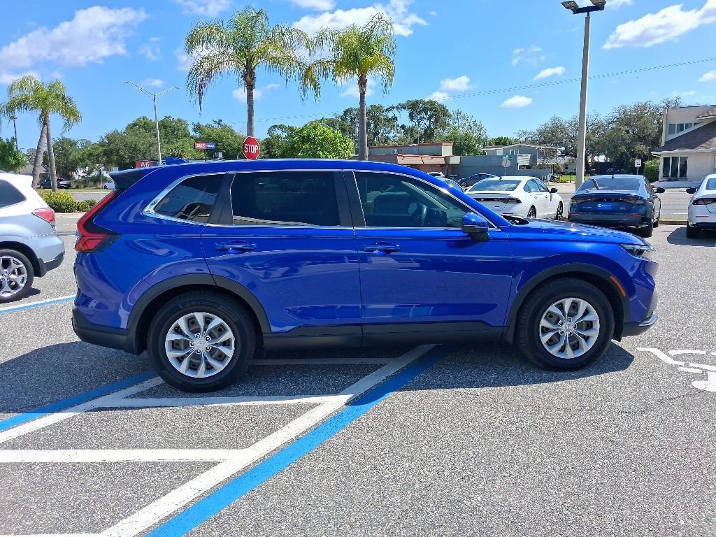 Certified 2023 Honda CR-V LX image 4