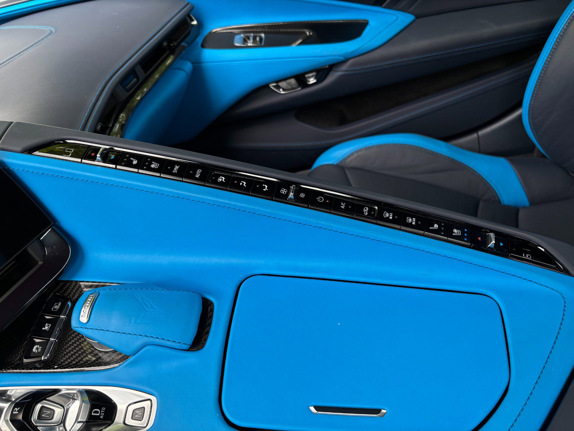 Used 2025 Chevrolet Corvette Z06 RWD image 24