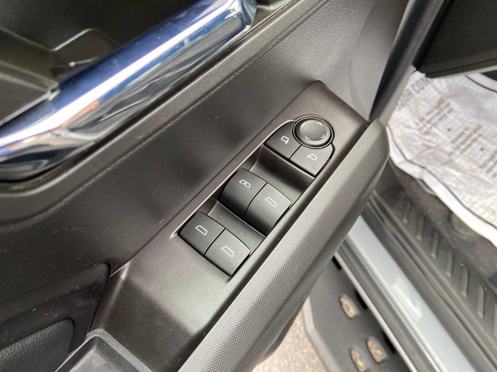 Used 2023 GMC Canyon Elevation image 14