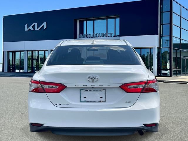 Used 2019 Toyota Camry LE FWD image 5