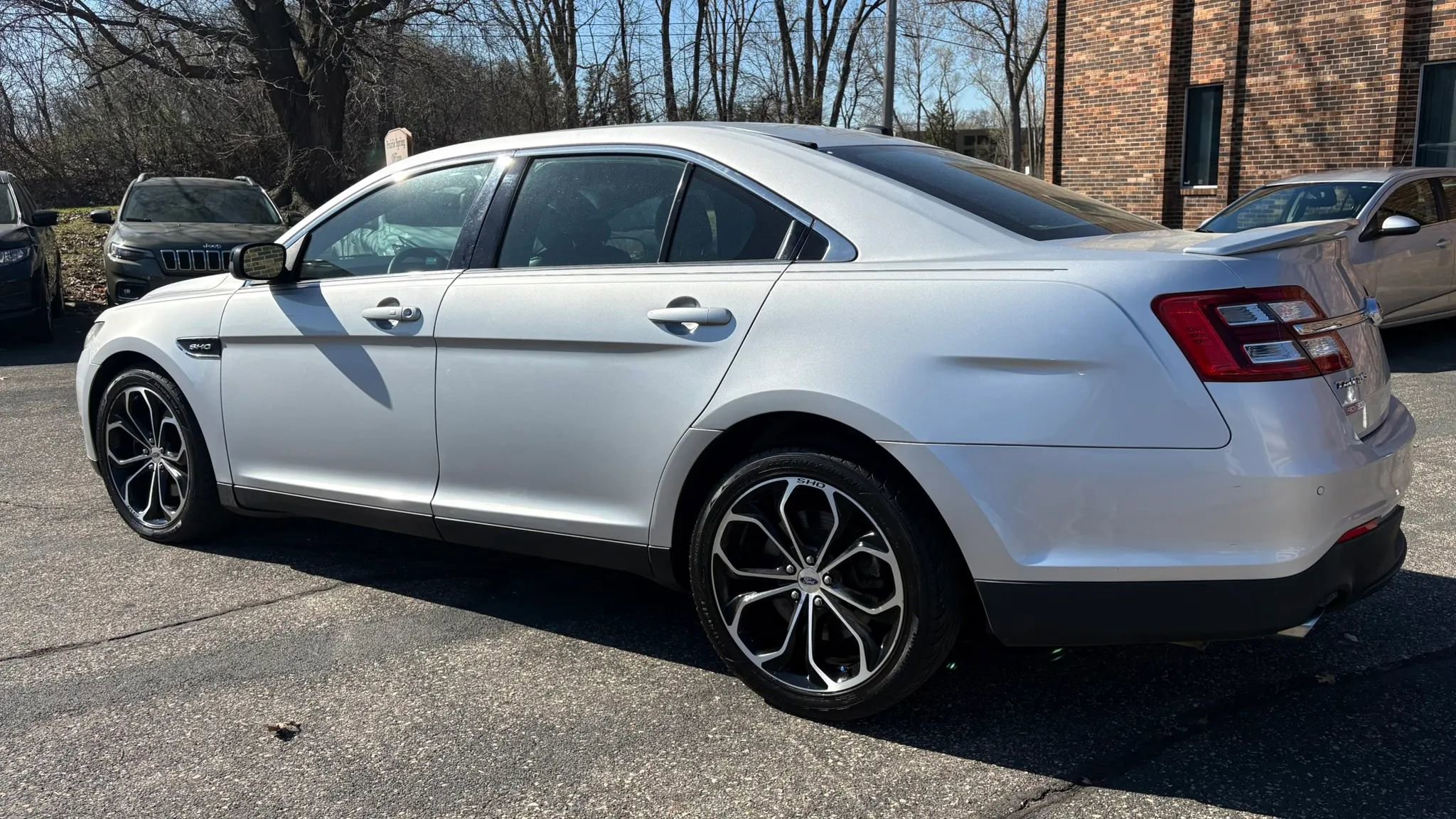 Used 2015 Ford Taurus SHO w/ Equipment Group 401A image 6