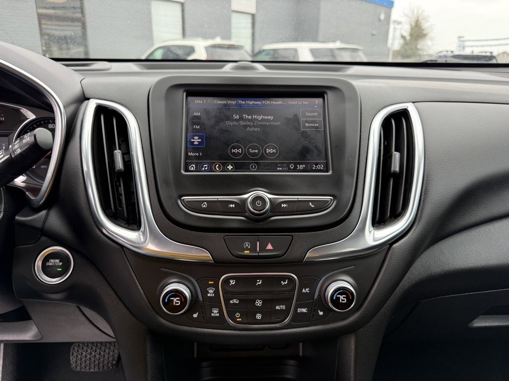 Used 2023 Chevrolet Equinox LT w/ Driver Convenience Package image 20