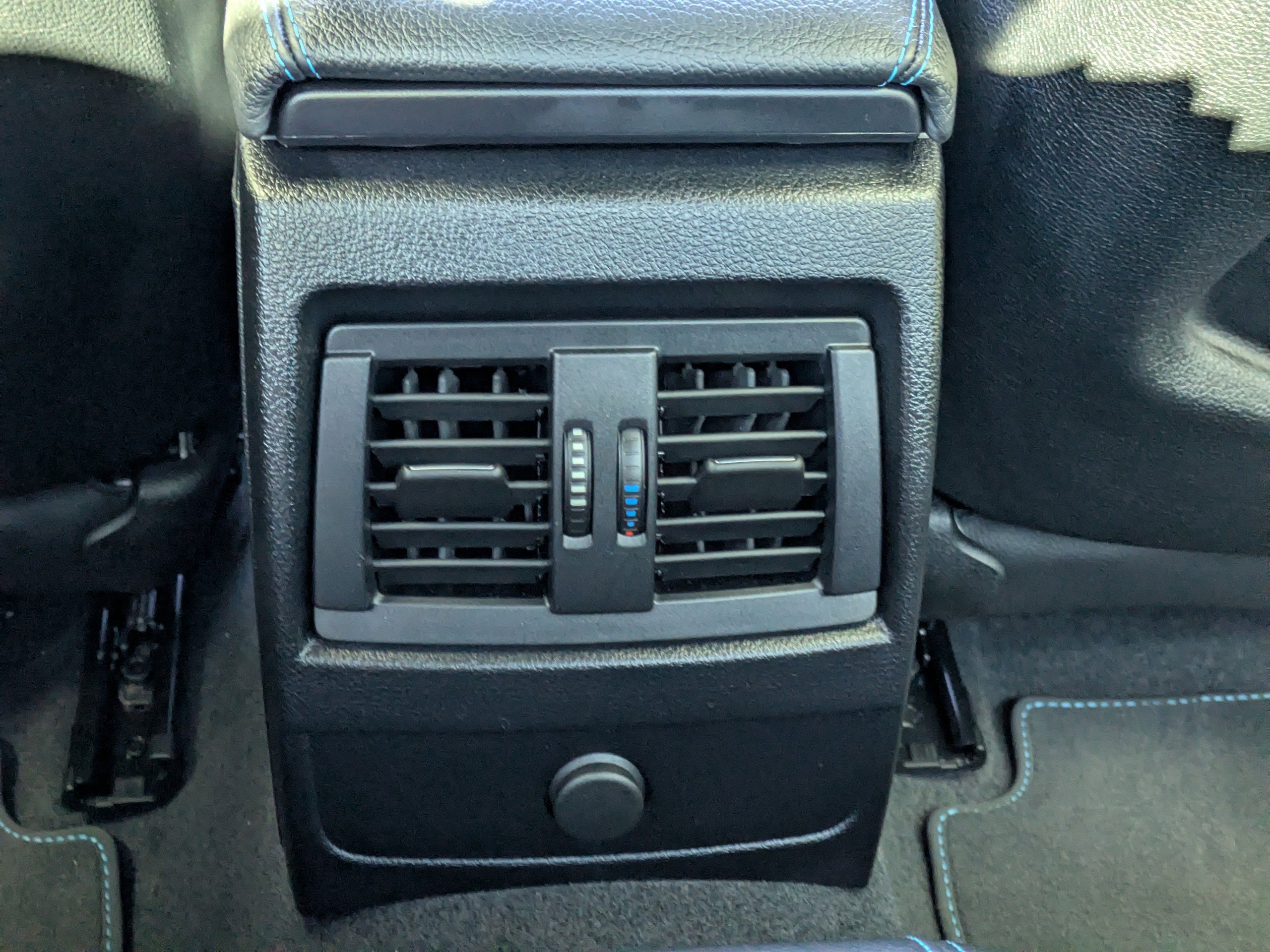 Used 2021 BMW M2 Competition w/ Executive Package image 17