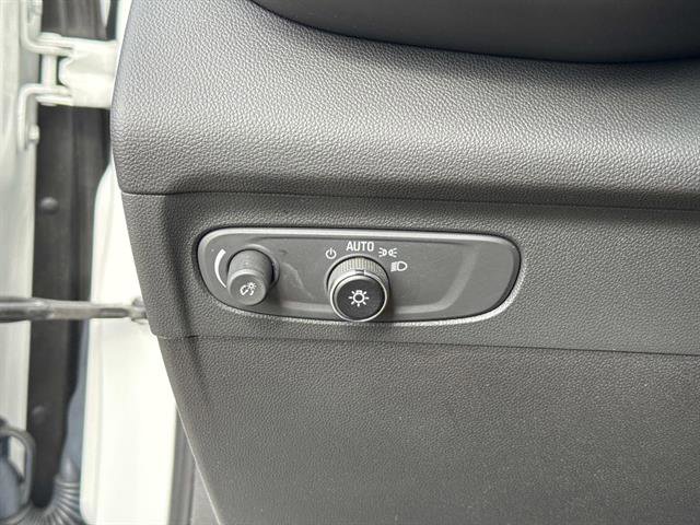 Used 2023 Buick Envision Preferred image 28