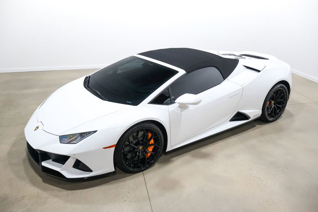 Used 2024 Lamborghini Huracan EVO image 12