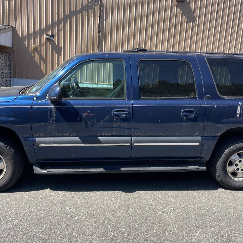 Used 2002 Chevrolet Suburban LT AWD/4WD image 6