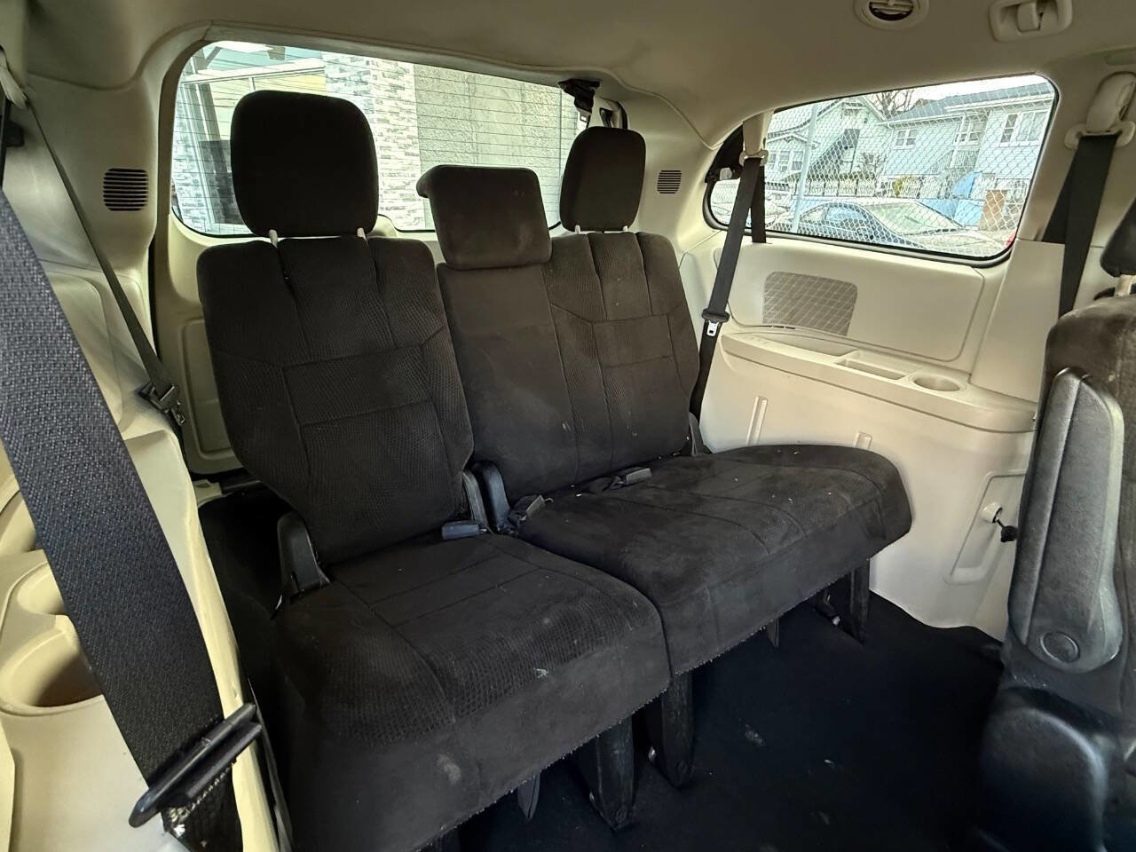 Used 2013 Dodge Grand Caravan SXT w/ UConnect Hands-Free Group image 14