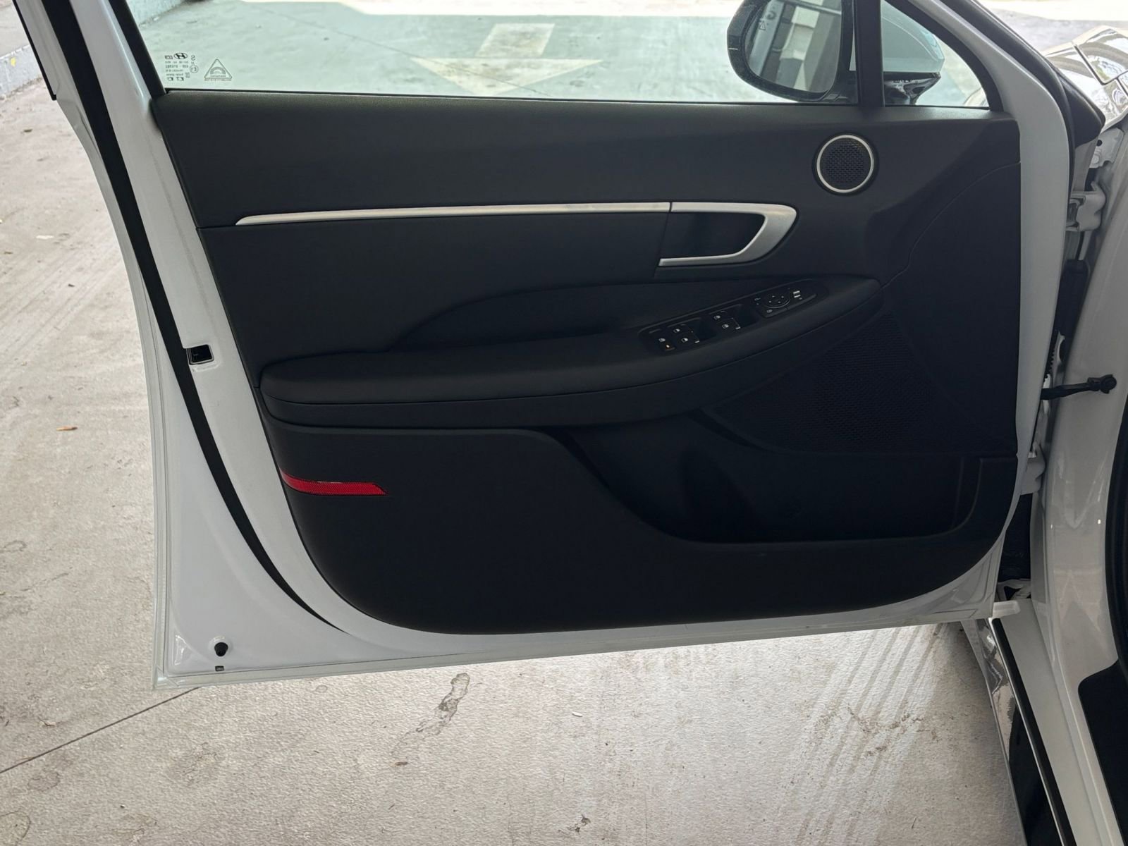 Used 2025 Hyundai Sonata SEL FWD image 18