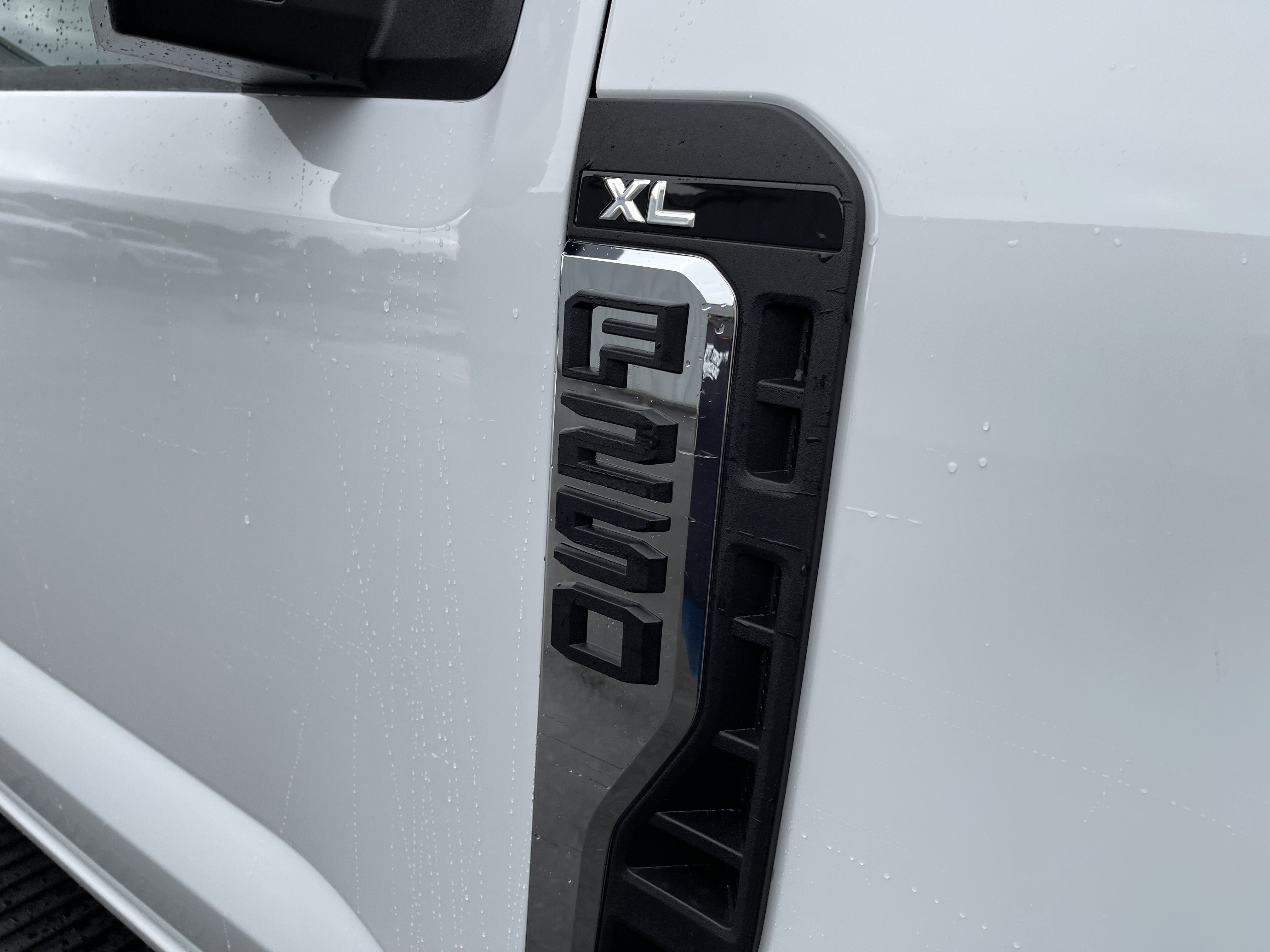 New 2026 Ford F250 XL w/ XL Off-Road Package image 2