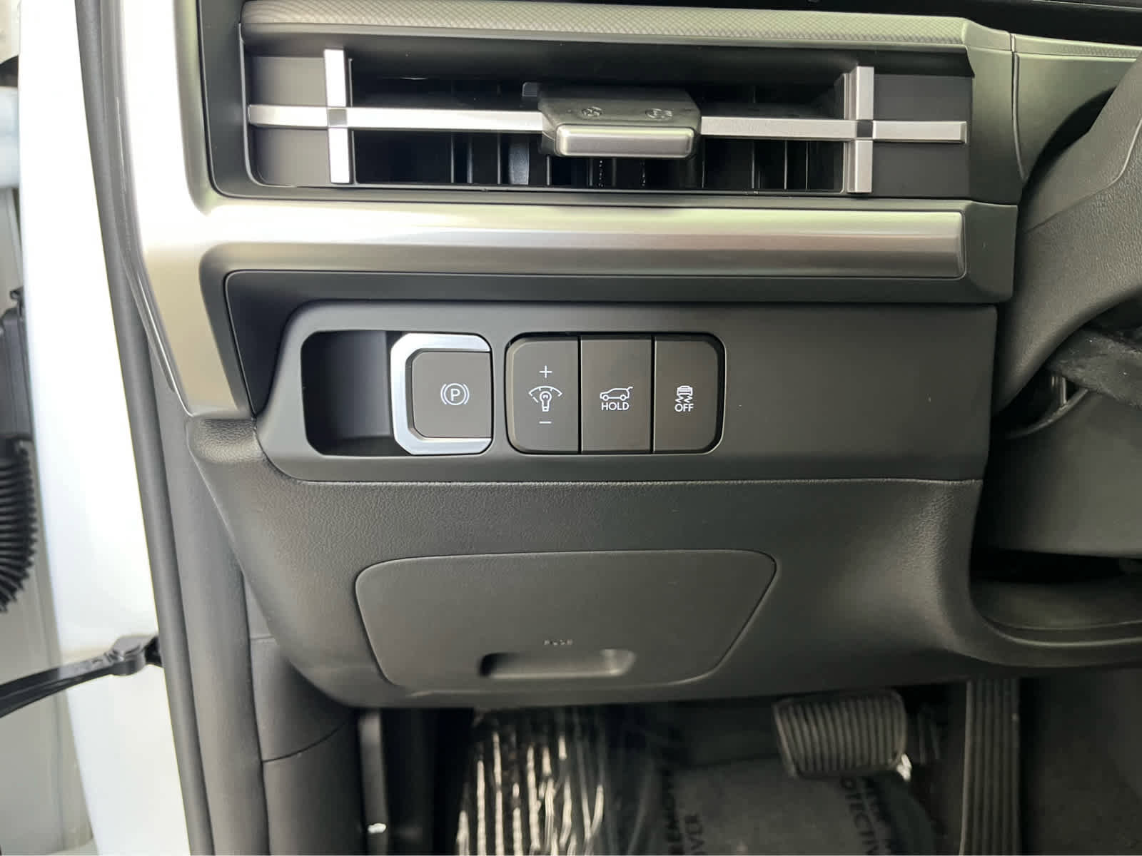 New 2026 Hyundai Santa Fe SE image 8