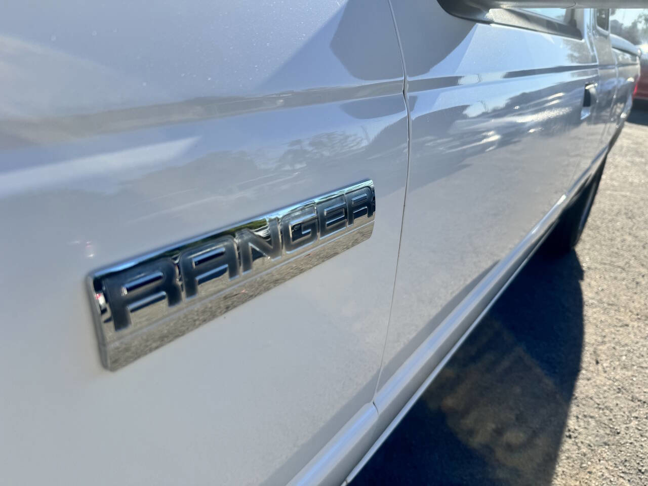 Used 2008 Ford Ranger XL image 2