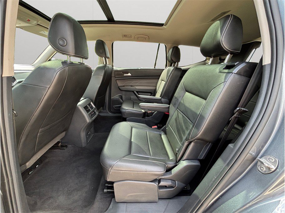Used 2023 Volkswagen Atlas SE w/ Panoramic Sunroof Package AWD/4WD image 37