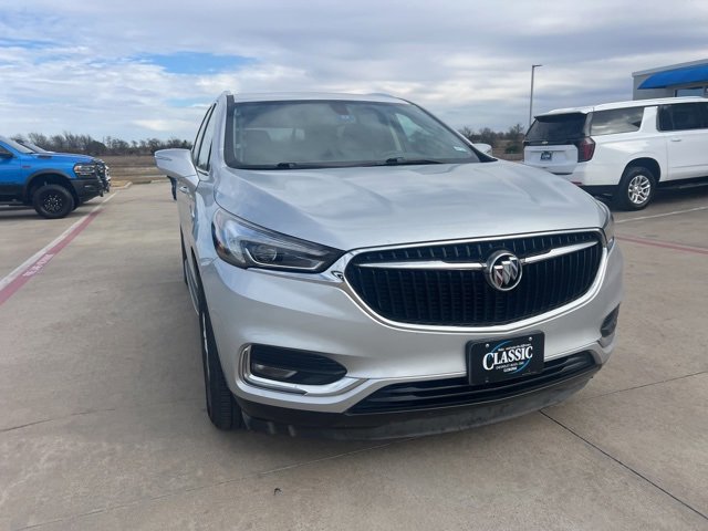 Used 2018 Buick Enclave Essence image 4