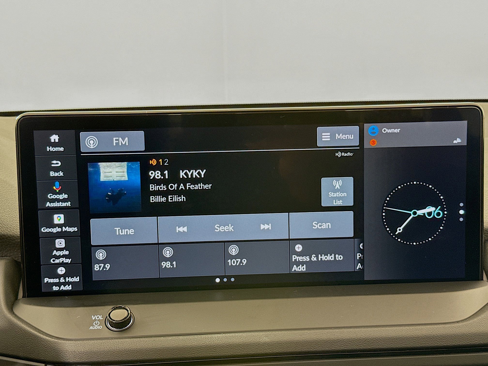 Used 2025 Honda Accord Touring image 14