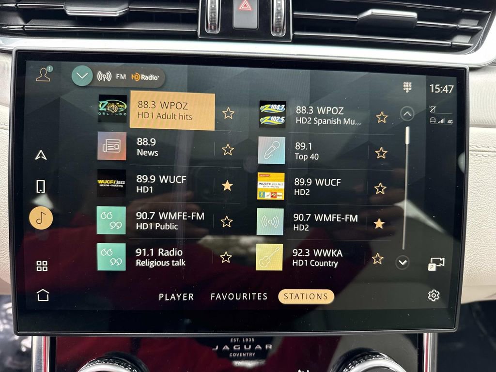 Used 2024 Jaguar XF R-Dynamic SE image 30