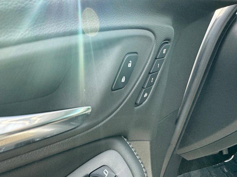 Certified 2023 Buick Encore GX Essence w/ Experience Buick Package image 18