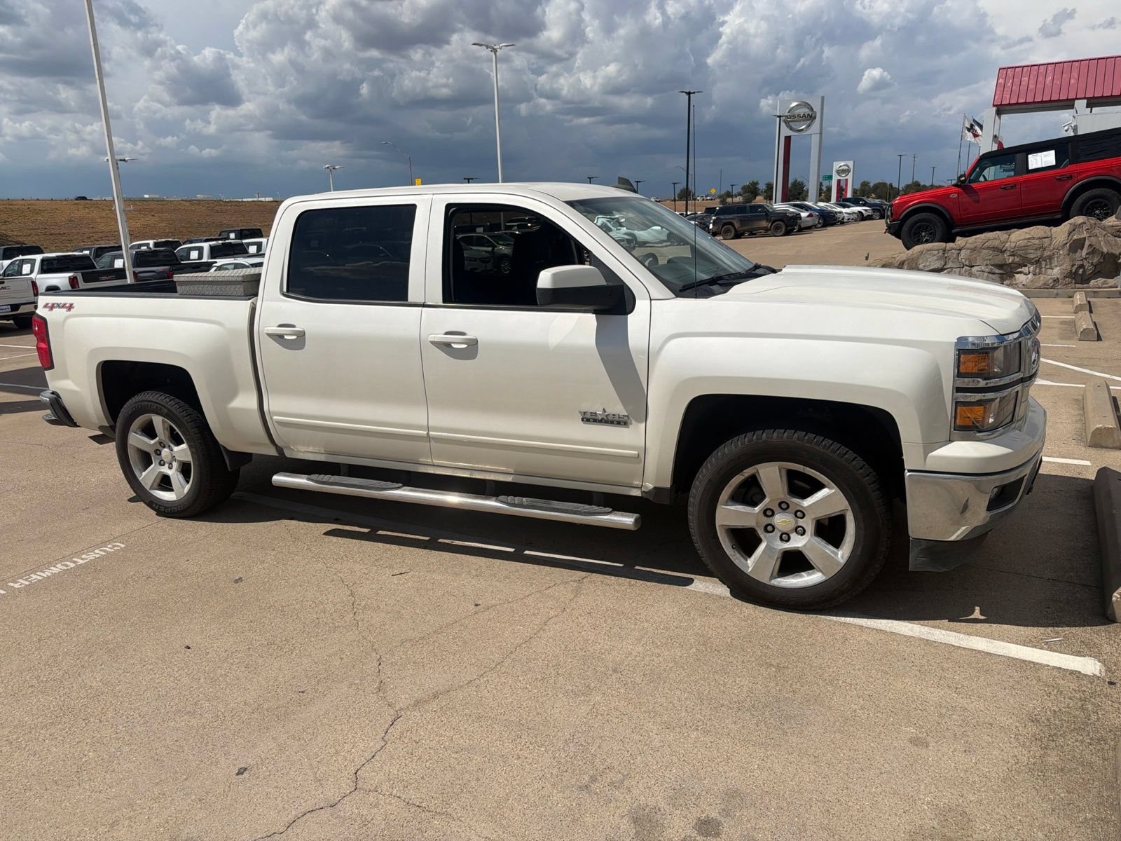 Used 2015 Chevrolet Silverado 1500 LT w/ Texas Edition, 1LT Trim AWD/4WD image 5