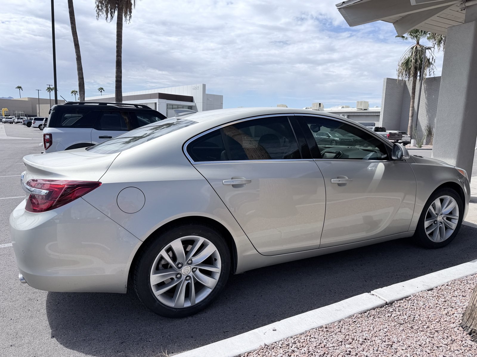 Used 2015 Buick Regal Premium FWD image 5