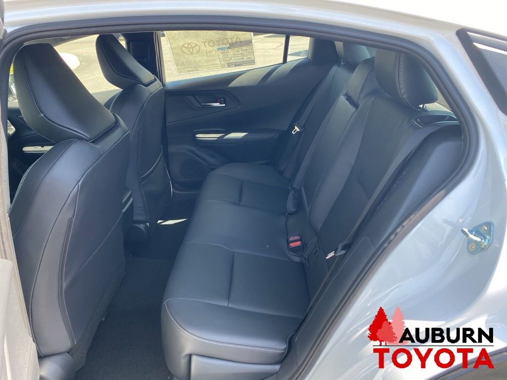 New 2026 Toyota Prius Plug-In Hybrid FWD image 18