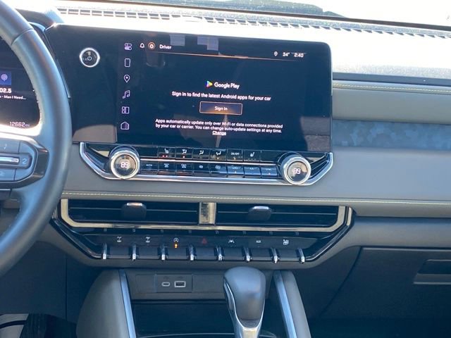 Used 2024 Chevrolet Colorado ZR2 w/ Safety Package image 9