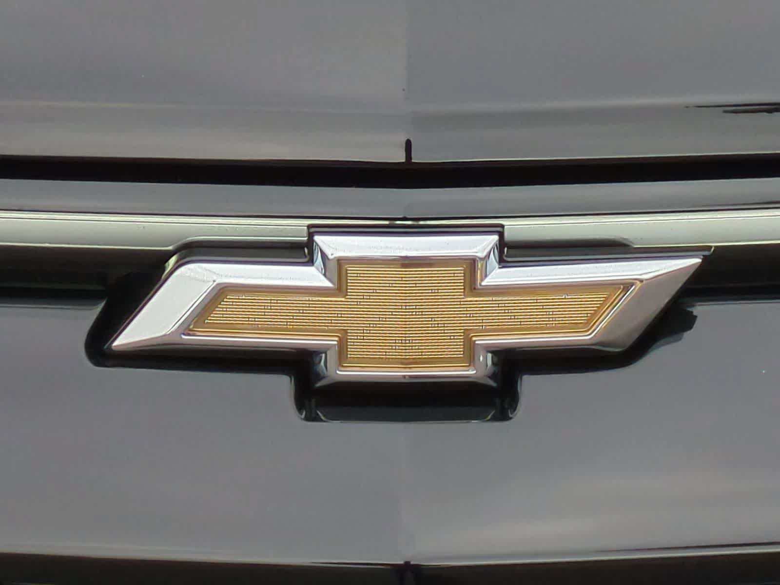 New 2026 Chevrolet Equinox EV LT AWD/4WD image 8