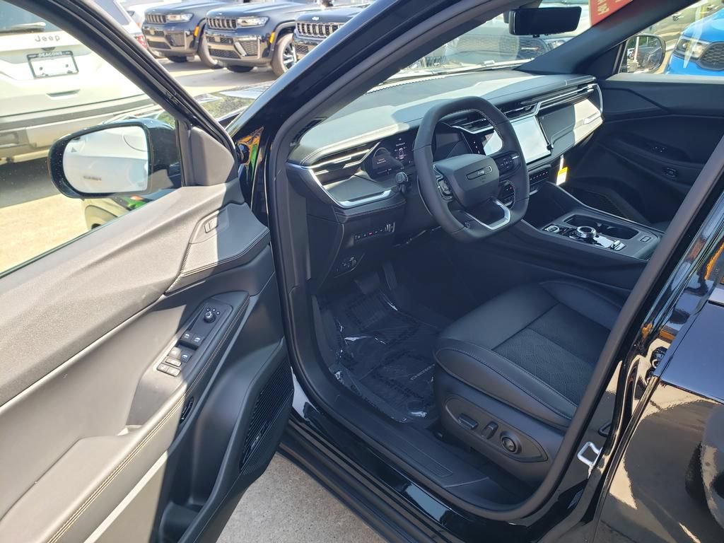 New 2026 Jeep Cherokee Overland w/ Advanced Pro Tech Group AWD/4WD image 6