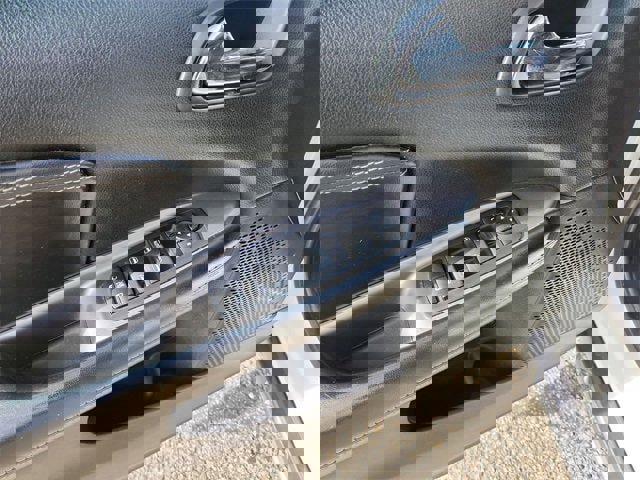 Used 2018 Dodge Journey Crossroad image 22