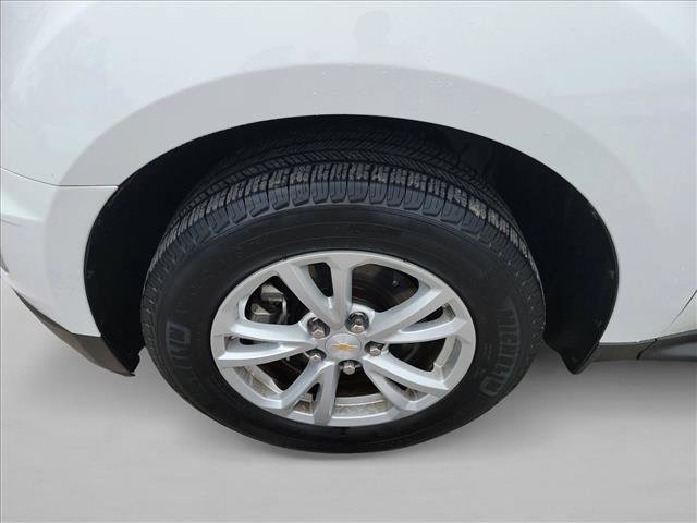 Used 2016 Chevrolet Equinox LT w/ Convenience Package image 9