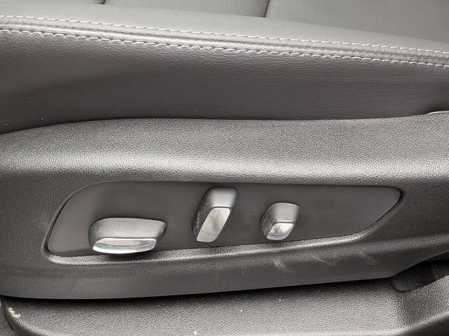 Used 2026 Cadillac XT5 Premium Luxury w/ Driver Assist Package AWD/4WD image 20