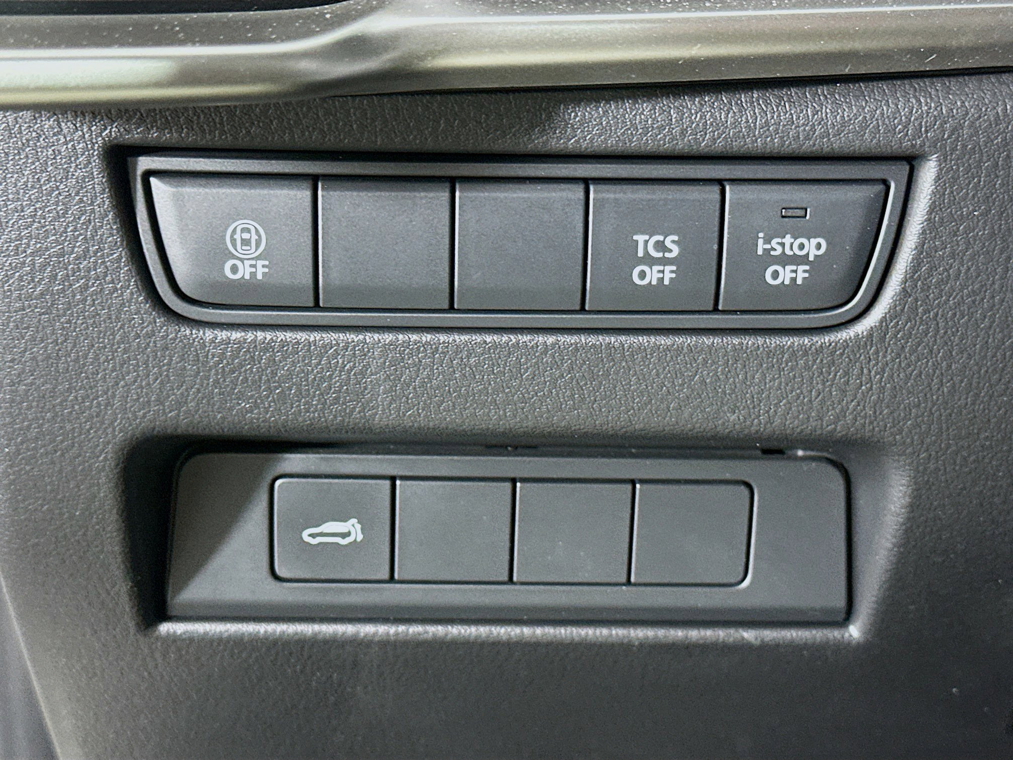 Used 2024 MAZDA CX-90 3.3 Turbo w/ Preferred Plus image 17