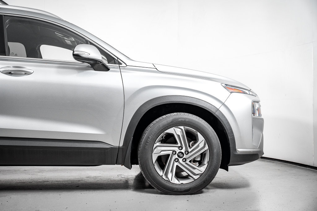 Certified 2023 Hyundai Santa Fe SEL FWD image 4