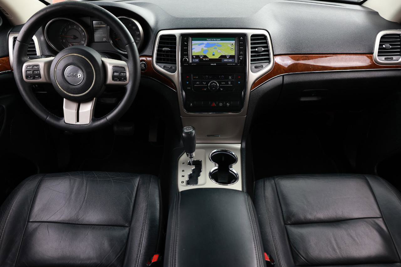 Used 2013 Jeep Grand Cherokee Limited image 2