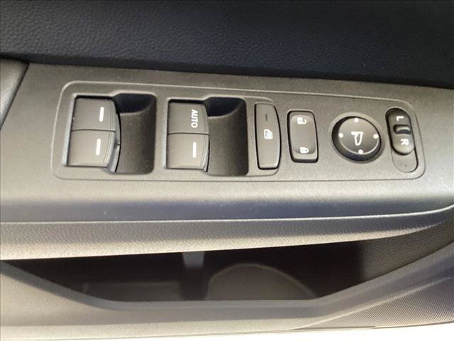 Used 2025 Honda CR-V LX image 12