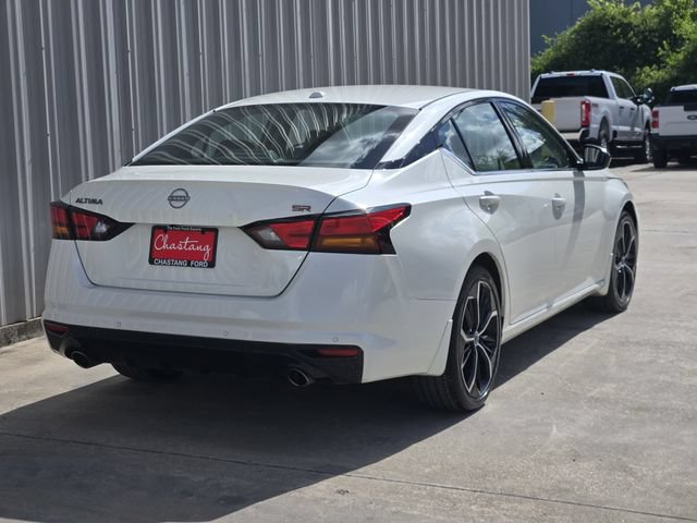 Used 2025 Nissan Altima 2.5 SR w/ SR Premium Package FWD image 10
