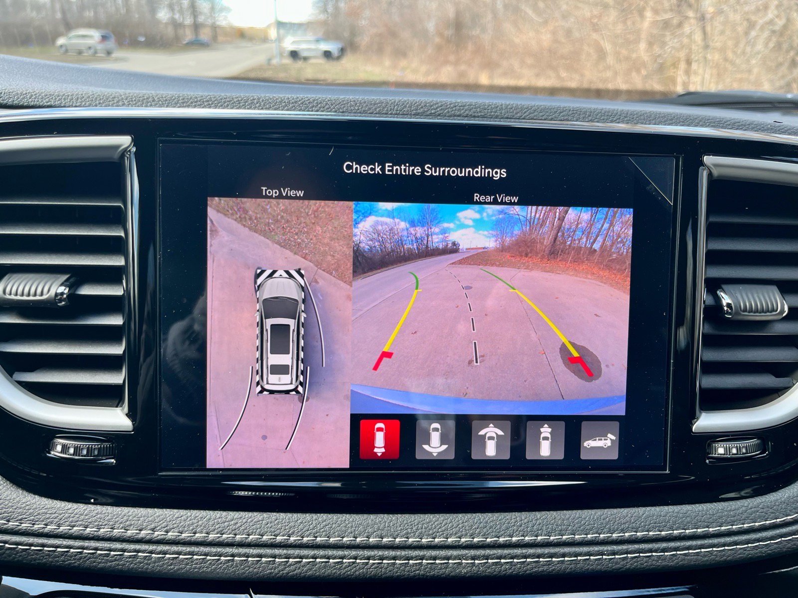 New 2026 Chrysler Pacifica Select image 27