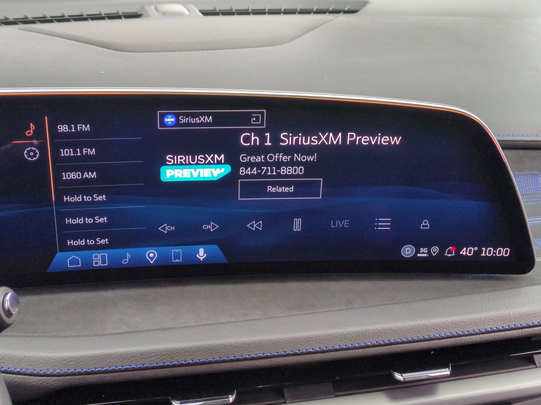 Certified 2025 Cadillac XT4 Sport image 13