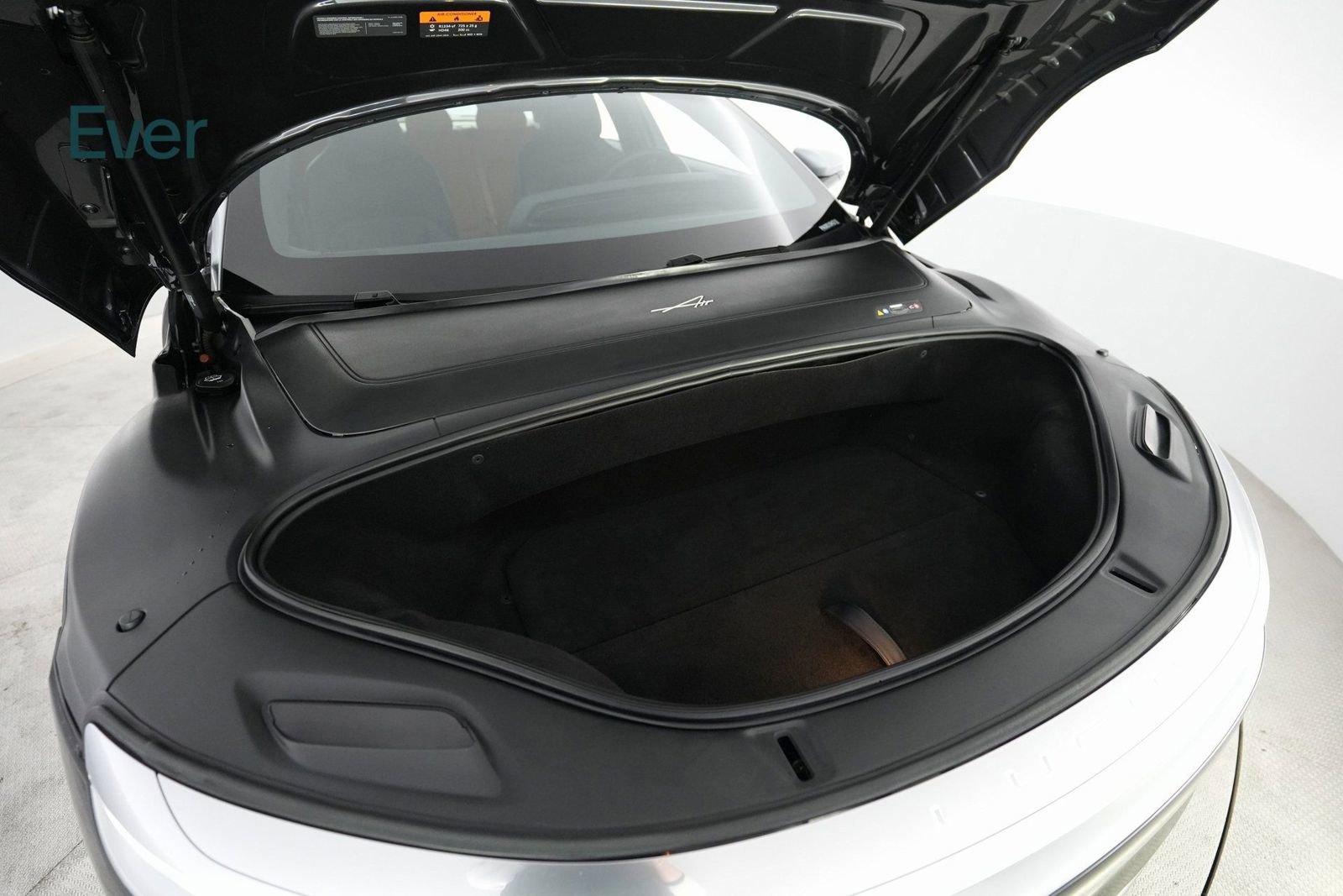 Used 2023 Lucid Air Grand Touring image 22