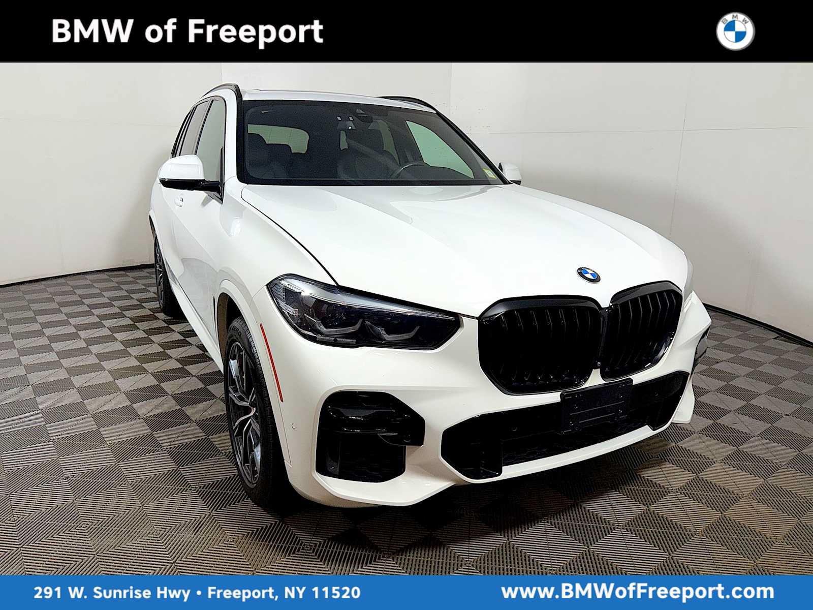 Certified 2023 BMW X5 xDrive40i w/ M Sport Package AWD/4WD image 1