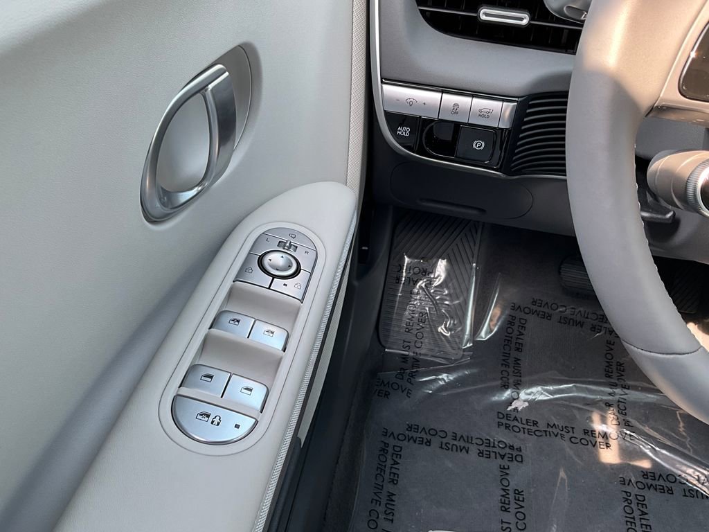 Used 2024 Hyundai Ioniq 5 Limited image 30