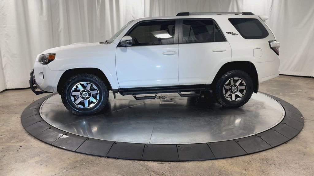 Used 2018 Toyota 4Runner TRD Off-Road Premium w/ Wilderness Package image 5