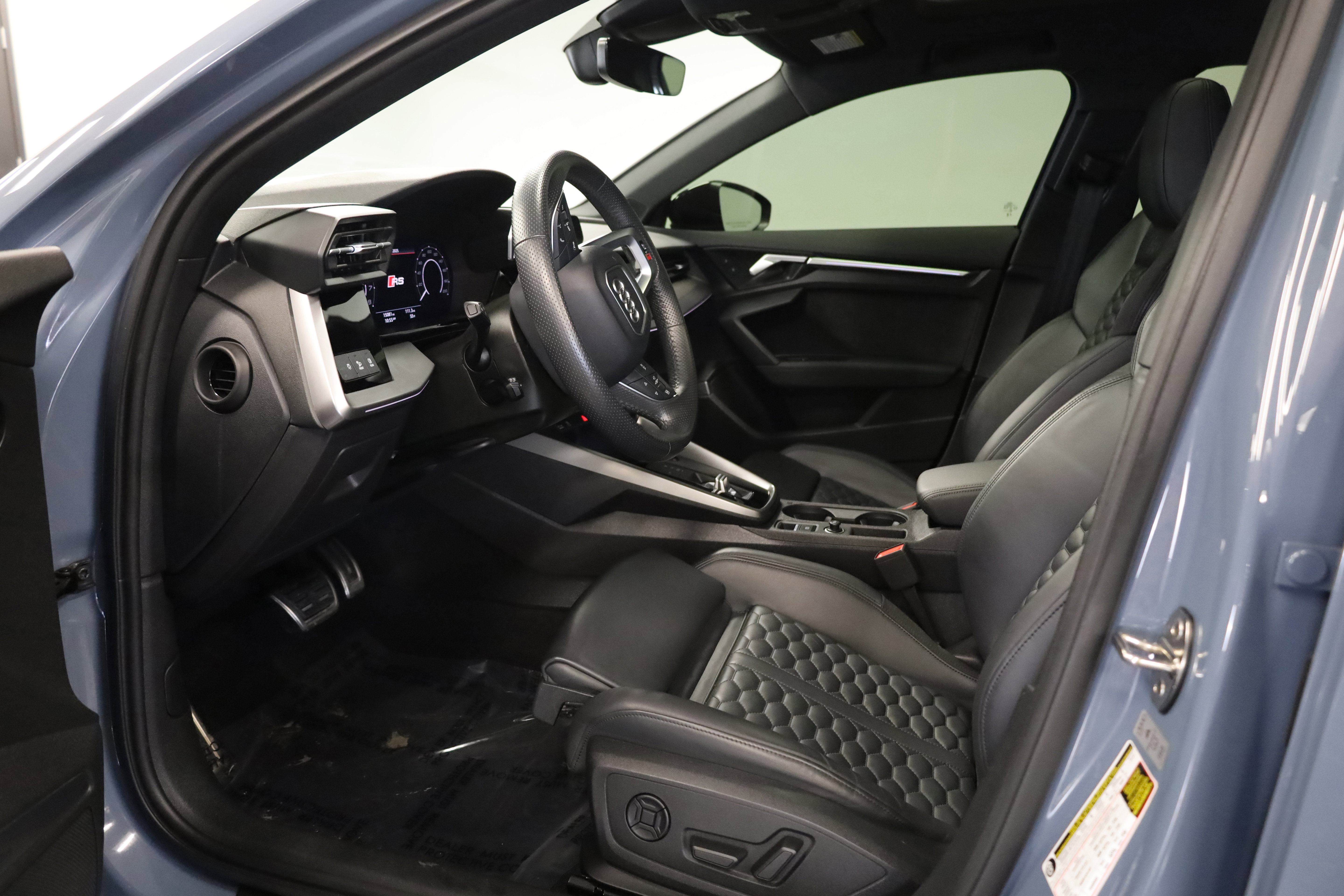 Used 2023 Audi RS 3 w/ RS Technology Package image 15