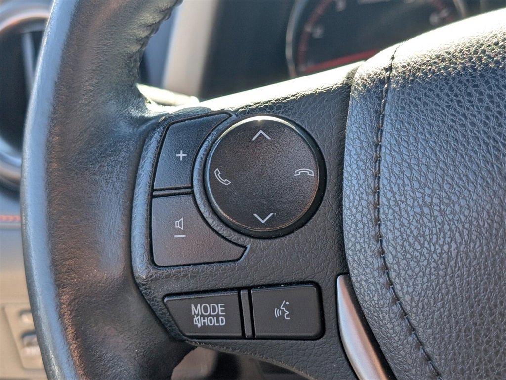 Used 2016 Toyota RAV4 SE image 30